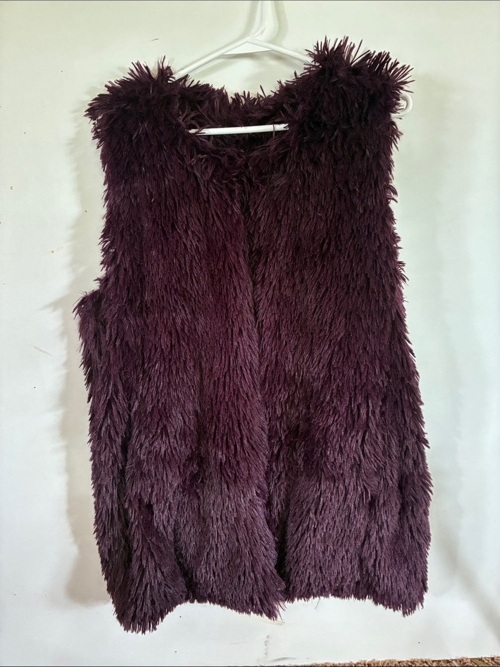 Purple fur vest large
